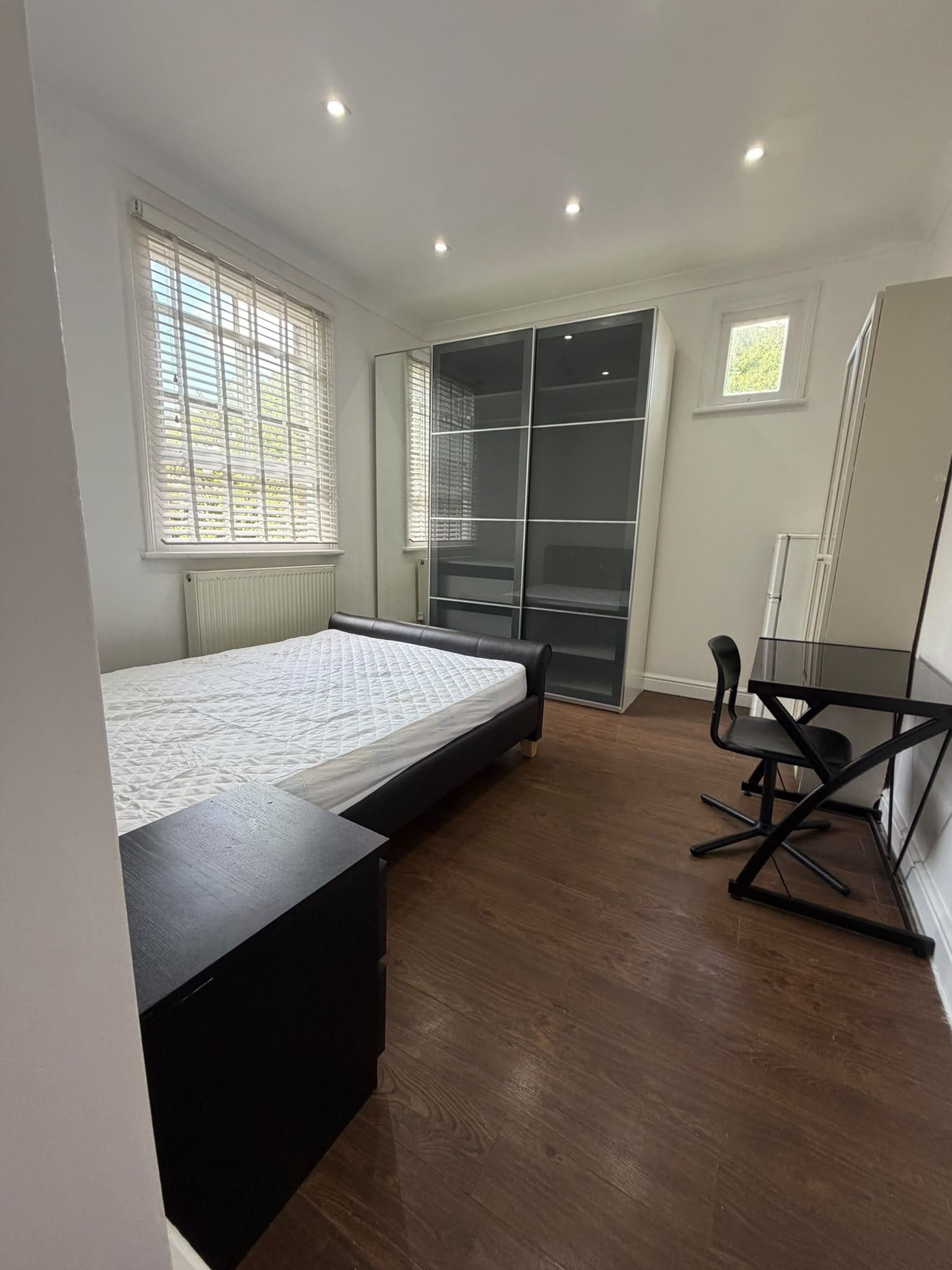 Disraeli Homestay - Room 4 view 1